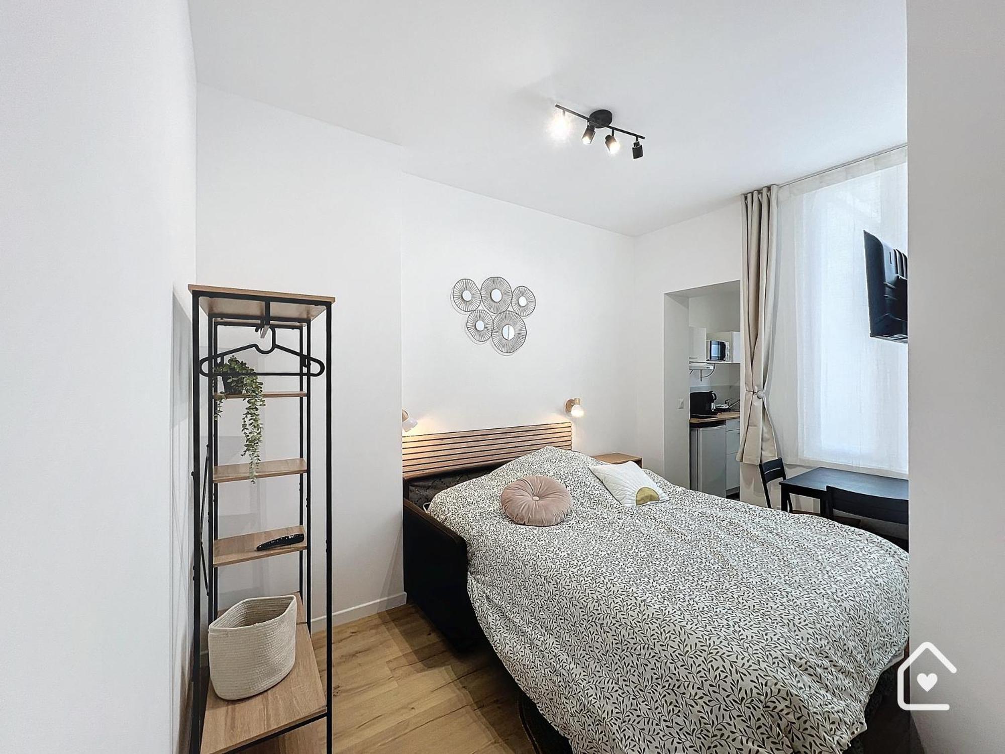 Studios - 1 Min Gare Chatellerault - Entree Autonome - Esterno foto